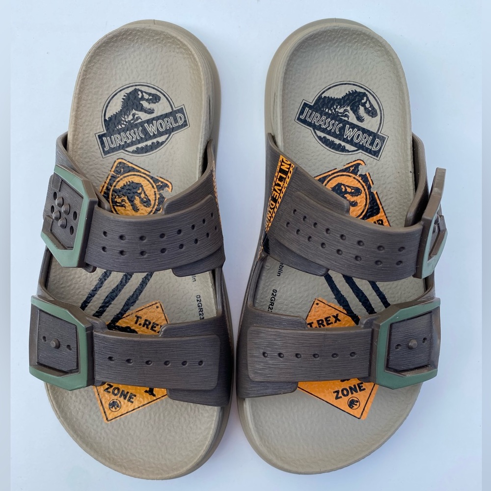 Boys Jurassic world sandals